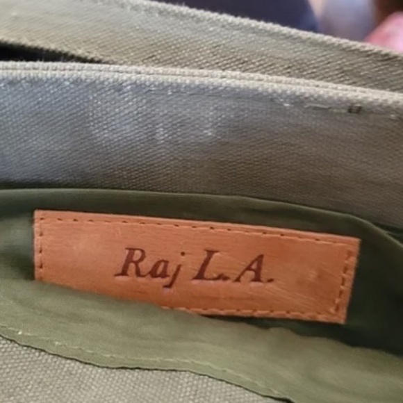 RAJ LA Tropical Olive Crossbody NWT - Picture 4 of 5